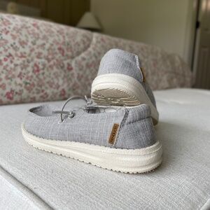 Hey Dude Kids size 11 (2 qty)